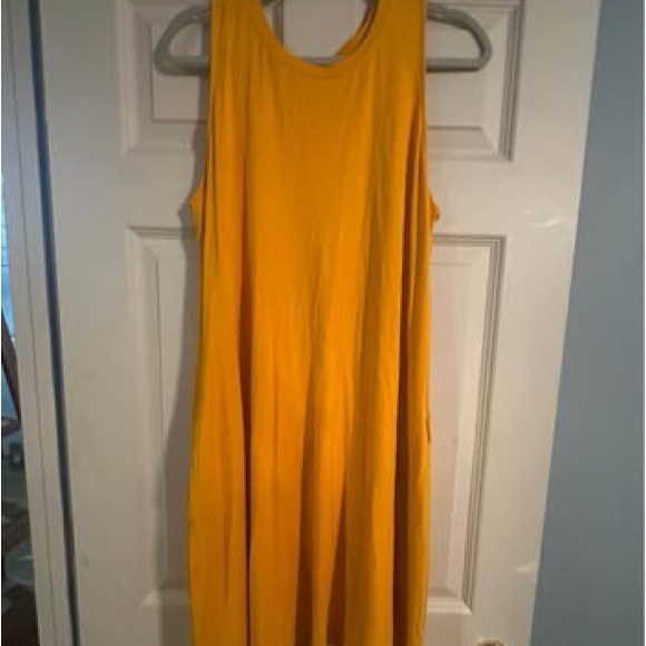 Large Dresses Lot of 3 - Picture 4 of 8